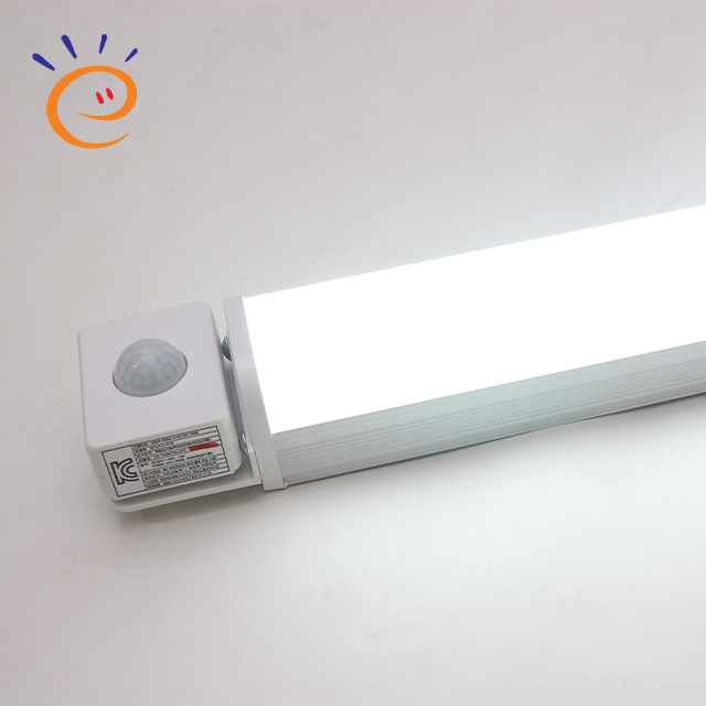 LED 고효율 일자 디밍 센서등 1245mm 40W 주차장등 사무실조명